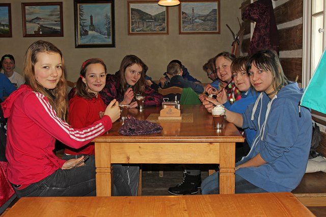 img00064.jpg