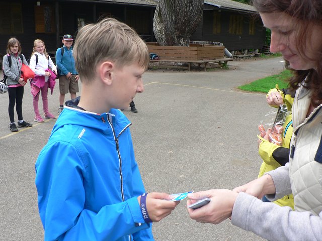 img00017.jpg
