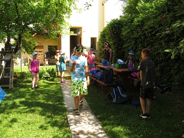 img00019.jpg