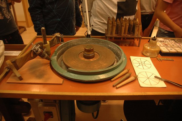 img00027.jpg
